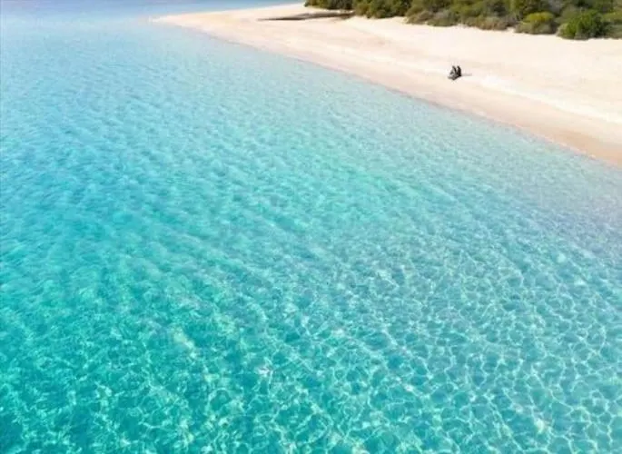 Prestigiosa A - Parcheggio Riservato Chia