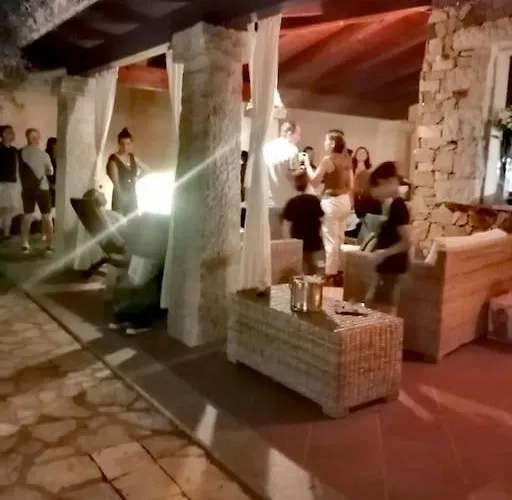 Villa Prestigiosa A - Parcheggio Riservato Chia