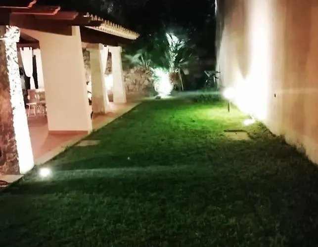 Prestigiosa A - Parcheggio Riservato Chia